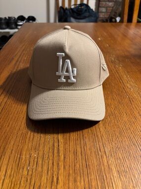 Khaki LA Dodgers Snapback Hat